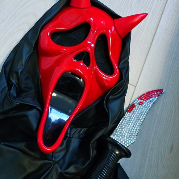 DBD Red devil Ghostface mask with bling knife - Picture 2 of 2